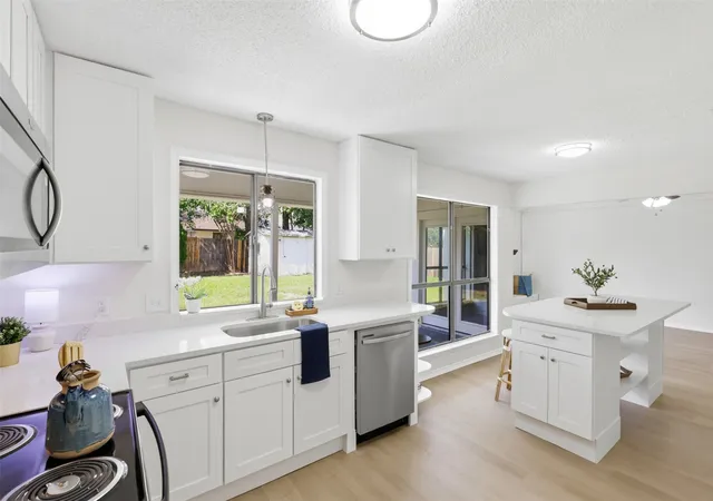 Photo 1 of Single family home for sale at 6461 Westridge Dr, Watauga, TX 76148 | MLS# 21332332 | Listing updated on 2026-09-28