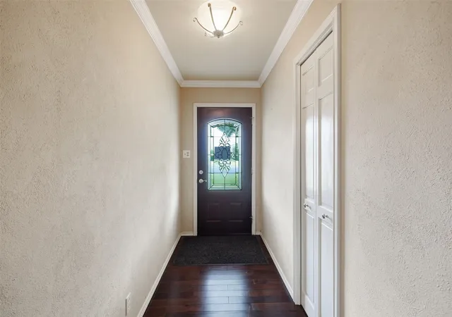 Photo 3 of Single family home for sale at 206 Mcanear St, Cleburne, TX 76033 | MLS# 21332318 | Listing updated on 2026-08-26