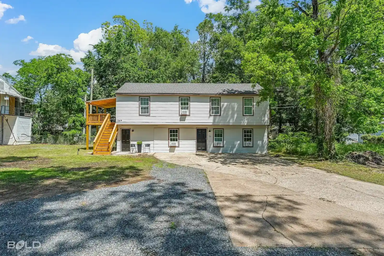 Multi family home for sale at 136 E Boulevard St, Shreveport, LA 71104 | MLS# 21331462