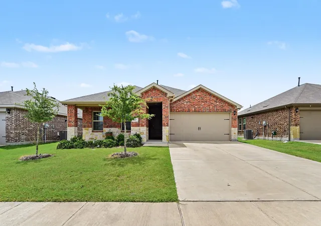 Photo 2 of Single family home for sale at 217 Red Stream Wy, Caddo Mills, TX 75135 | MLS# 21332430 | Listing updated on 2026-08-27