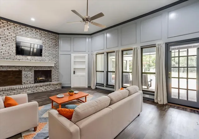 Photo 3 of Single family home for sale at 190 Robinson Rd, Seagoville, TX 75159 | MLS# 21324783 | Listing updated on 2026-09-25