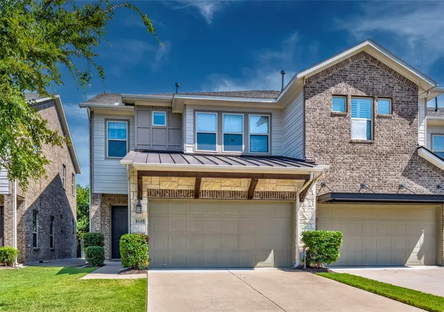 Townhouse for sale at 8145 Snapdragon Wy, Dallas, TX 75252 | MLS# 21332036