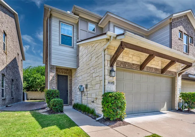 Photo 2 of Townhouse for sale at 8145 Snapdragon Wy, Dallas, TX 75252 | MLS# 21332036 | Listing updated on 2026-07-16