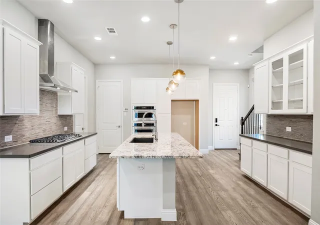 Photo 3 of Townhouse for sale at 8145 Snapdragon Wy, Dallas, TX 75252 | MLS# 21332036 | Listing updated on 2026-07-16