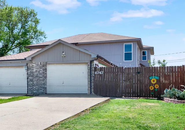 4th image of 6747 S Creek Dr, Fort Worth, TX 76133 | MLS# 21332462