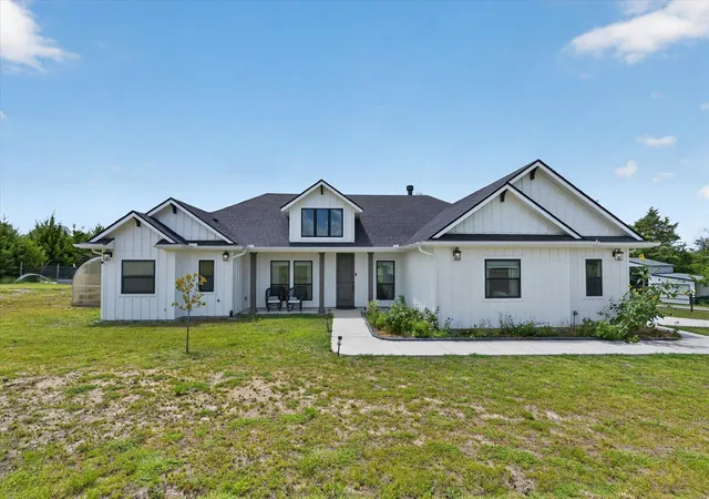 Photo 2 of Single family home for sale at 4606 County Road 408, Mc Kinney, TX 75071 | MLS# 21331928 | Listing updated on 2026-08-18