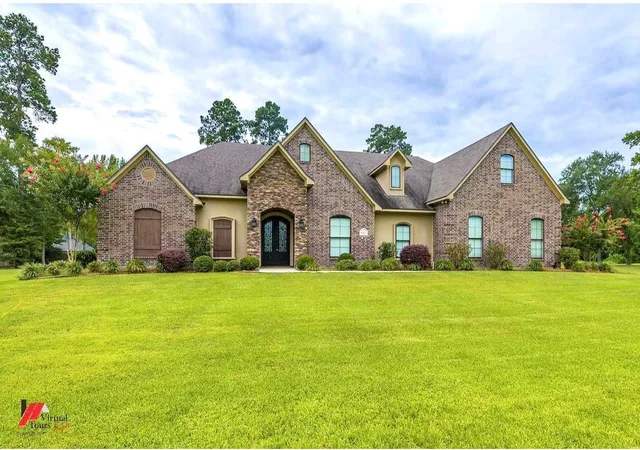 Single family home for sale at 5321 Mirabeau Cir, Keithville, LA 71047 | MLS# 21317769