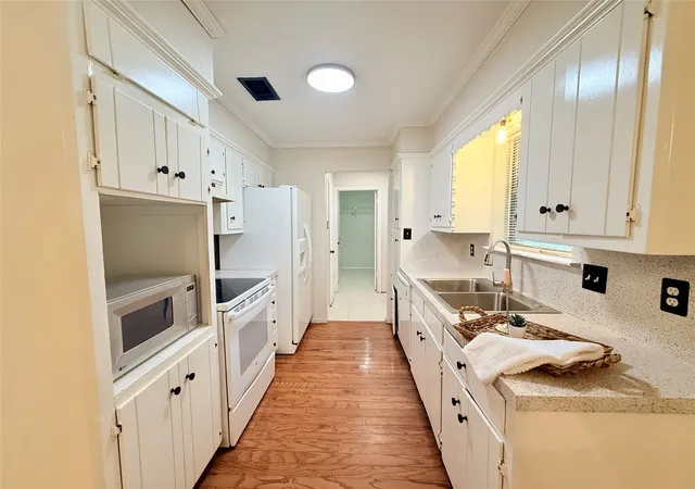 Photo 3 of Single family home for sale at 116 Gantt St, Terrell, TX 75160 | MLS# 21331282 | Listing updated on 2026-10-02