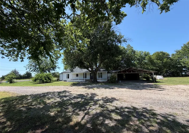 Photo 2 of Single family home for sale at 1370 Hwy 34 N, Greenville, TX 75401 | MLS# 21331846 | Listing updated on 2026-07-16