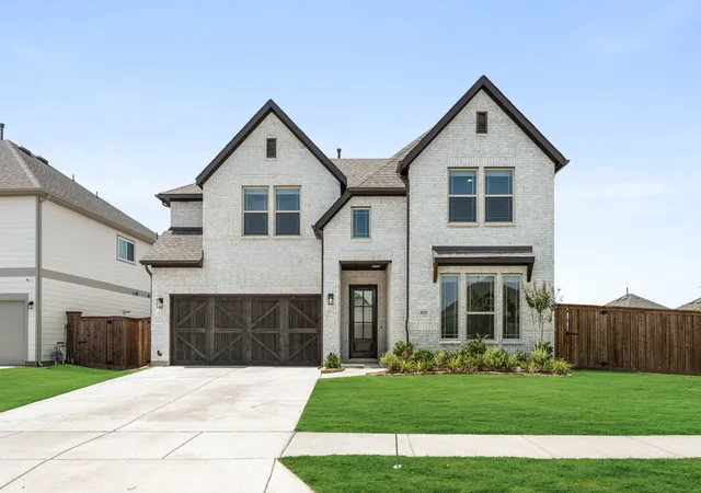 Photo 1 of Single family home for sale at 8102 Grotto Dr, Royse City, TX 75189 | MLS# 21330796 | Listing updated on 2026-08-27