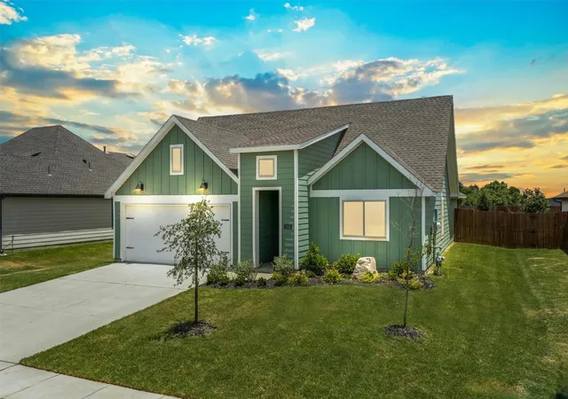 Photo 3 of Single family home for sale at 2315 Hydrangea Dr, Pilot Point, TX 76258 | MLS# 21332500 | Listing updated on 2026-08-06