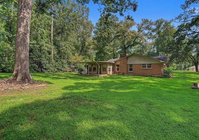 Homes for sale in Haughton, LA | 9321 Dogwood Trl, Haughton, LA 71037 | MLS# 21330930