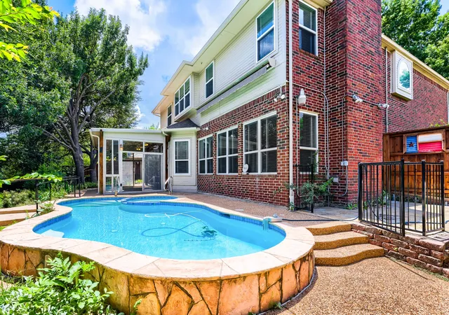 Photo 3 of Sale Pending at 3011 Saint Germain Dr, Mc Kinney, TX 75070 | MLS# 21249079 | Listing updated on 2026-08-24