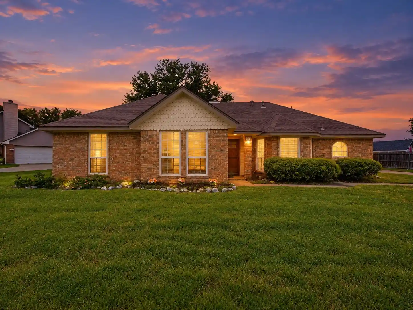 Single family home for sale at 207 Country View Ln, Crandall, TX 75114 | MLS# 21327955