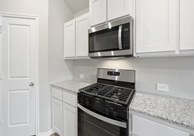 Photo 4 of Single family home for sale at 10613 Diamond Mine Dr, Crowley, TX 76036 | MLS# 21330072 | Listing updated on 2026-07-16