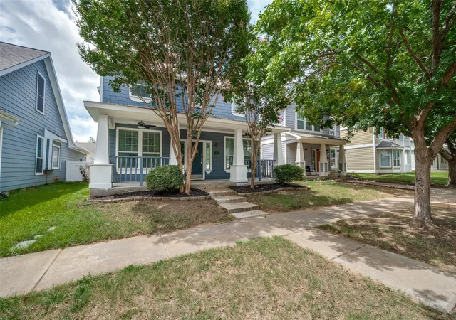 2nd image of 9822 Walnut Hl, Providence Village, TX 76227 | MLS# 21316346