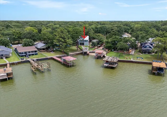 Photo 3 of Single family home for sale at 130 Harbor Dr, Gun Barrel City, TX 75156 | MLS# 21332713 | Listing updated on 2026-08-24