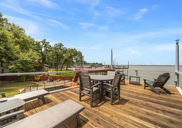 Photo 3 of Single family home for sale at 130 Harbor Dr, Gun Barrel City, TX 75156 | MLS# 21332713 | Listing updated on 2026-08-24