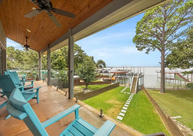 Photo 4 of Single family home for sale at 130 Harbor Dr, Gun Barrel City, TX 75156 | MLS# 21332713 | Listing updated on 2026-08-24