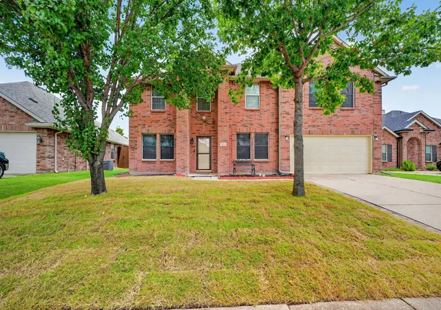 Photo 2 of Single family home for sale at 904 Silver Sage Dr, Wylie, TX 75098 | MLS# 21332738 | Listing updated on 2026-08-20