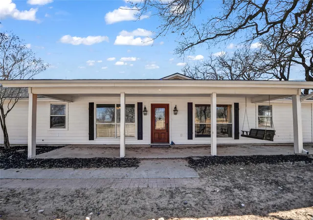 Photo 3 of Single family home for sale at 289 County Road 3550, Paradise, TX 76073 | MLS# 21332750 | Listing updated on 2026-07-16