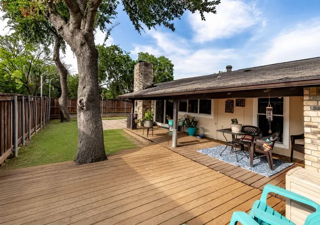 Photo 3 of Single family home for sale at 1204 Warwick Dr, Mesquite, TX 75150 | MLS# 21329842 | Listing updated on 2026-08-30
