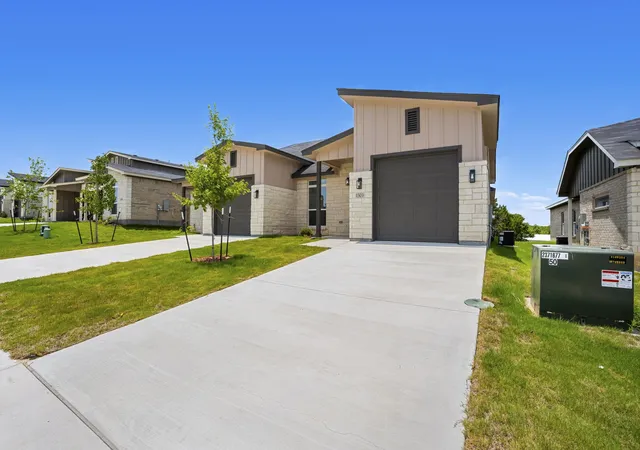 Photo 1 of Townhouse for sale at 1303 Lone Pine Wy, Killeen, TX 76543 | MLS# 21328562 | Listing updated on 2026-07-16