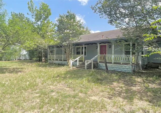 Photo 1 of Single family home for sale at 802 Gardner Dr, Palestine, TX 75803 | MLS# 21332791 | Listing updated on 2026-08-03