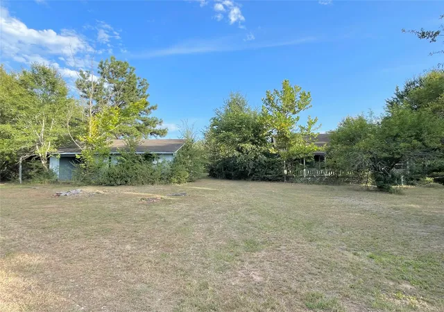 Photo 4 of Single family home for sale at 802 Gardner Dr, Palestine, TX 75803 | MLS# 21332791 | Listing updated on 2026-08-03