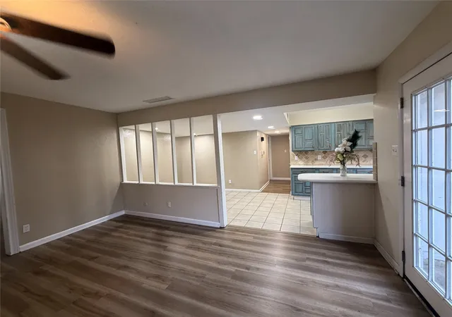 Photo 3 of Sale Pending at 4019 Rushmoor Dr, Arlington, TX 76016 | MLS# 21332800 | Listing updated on 2026-07-18