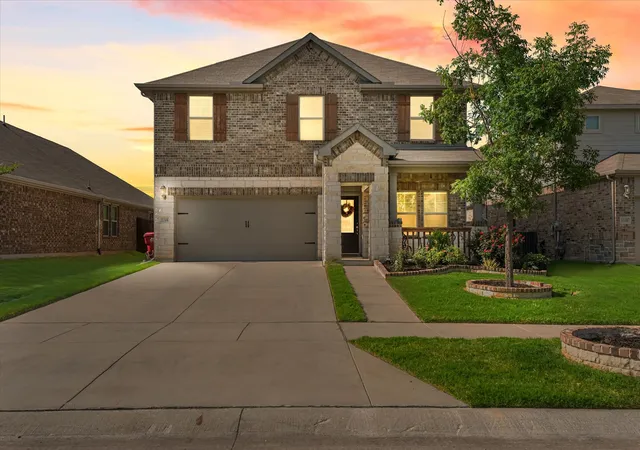 Photo 2 of Sale Pending at 1344 Black Canyon Ave, Royse City, TX 75189 | MLS# 21332725 | Listing updated on 2026-08-11