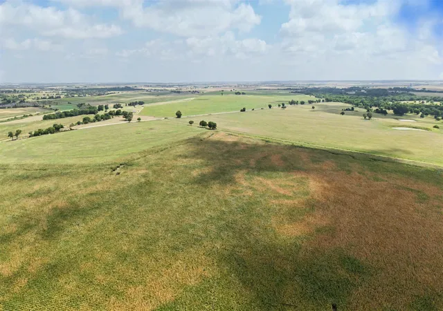 Photo 4 of House for sale at Tbd State Hwy 171 Hwy, Hillsboro, TX 76645 | MLS# 21314937 | Listing updated on 2026-07-17
