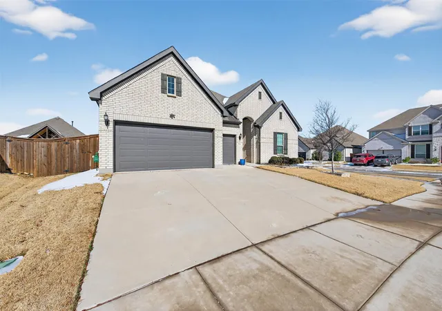 Photo 3 of Single family home for sale at 1700 Hamlet Dr, Haslet, TX 76052 | MLS# 21332846 | Listing updated on 2026-10-03