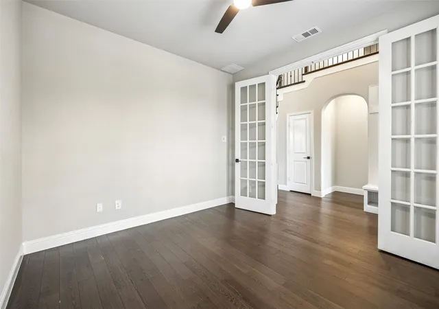 Photo 3 of Single family home for sale at 7124 Antelope Dr, Argyle, TX 76226 | MLS# 21328118 | Listing updated on 2026-08-22