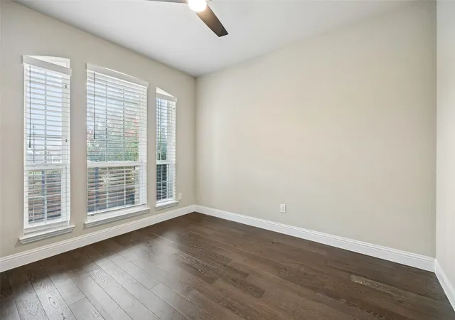 Photo 4 of Single family home for sale at 7124 Antelope Dr, Argyle, TX 76226 | MLS# 21328118 | Listing updated on 2026-08-22
