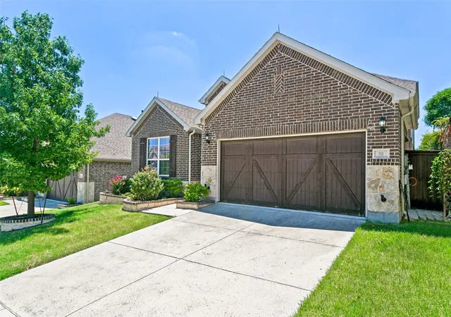 Photo 1 of Single family home for sale at 211 Copper Canyon Dr, Lewisville, TX 75067 | MLS# 21332848 | Listing updated on 2026-08-27