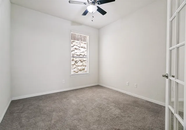Photo 4 of Single family home for sale at 211 Copper Canyon Dr, Lewisville, TX 75067 | MLS# 21332848 | Listing updated on 2026-08-27