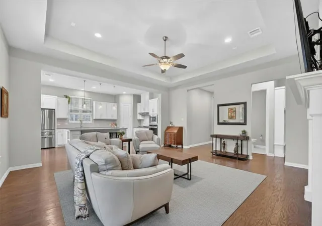 Photo 3 of Single family home for sale at 713 Rous Falls Dr, Mc Kinney, TX 75071 | MLS# 21332333 | Listing updated on 2026-10-07