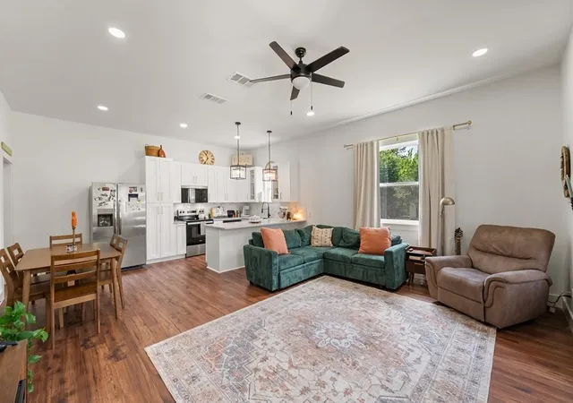 Photo 2 of Single family home for sale at 363 Cross Tie Ranch Rd, Trinidad, TX 75163 | MLS# 21332623 | Listing updated on 2026-08-25