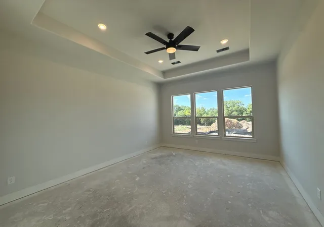Photo 4 of Single family home for sale at 445 Texas Sage Trl, Weatherford, TX 76085 | MLS# 21330194 | Listing updated on 2026-09-24