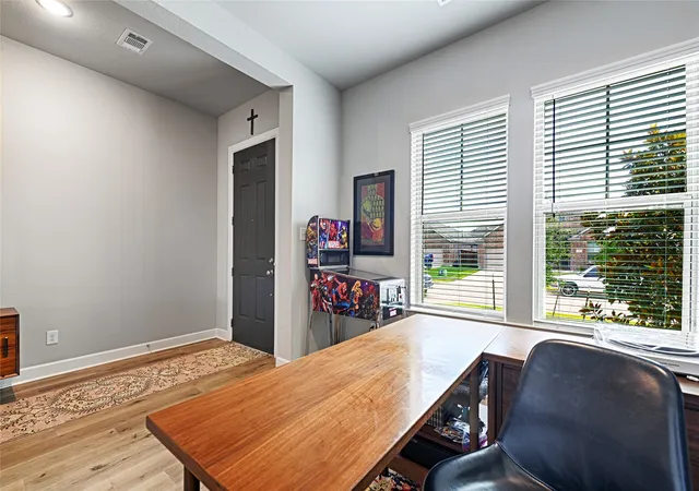 Photo 3 of Single family home for sale at 1809 Arbor Dr, Forney, TX 75126 | MLS# 21330987 | Listing updated on 2026-07-17