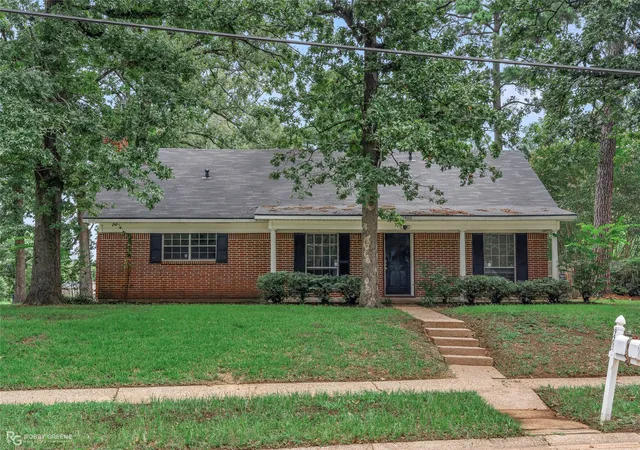 Photo 1 of Single family home for sale at 9403 Wardlow St, Shreveport, LA 71106 | MLS# 21332203 | Listing updated on 2026-08-19