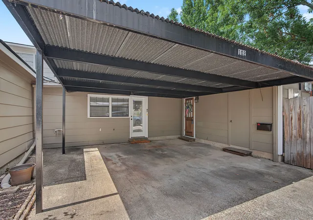 2nd image of 102 Malibu Dr, Shreveport, LA 71115 | MLS# 21332954