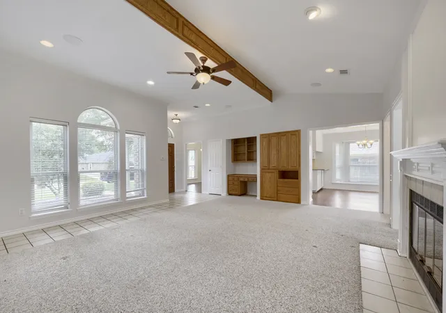 Photo 3 of Single family home for sale at 11 Kim Ct, Mansfield, TX 76063 | MLS# 21284666 | Listing updated on 2026-10-02