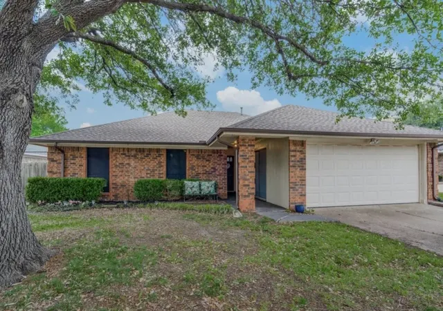3rd image of 2612 Herring Cir, Sachse, TX 75048 | MLS# 21332974