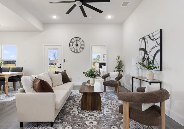 Photo 4 of Single family home for sale at 315 Windjammer Rd, Gun Barrel City, TX 75156 | MLS# 21333043 | Listing updated on 2026-09-24