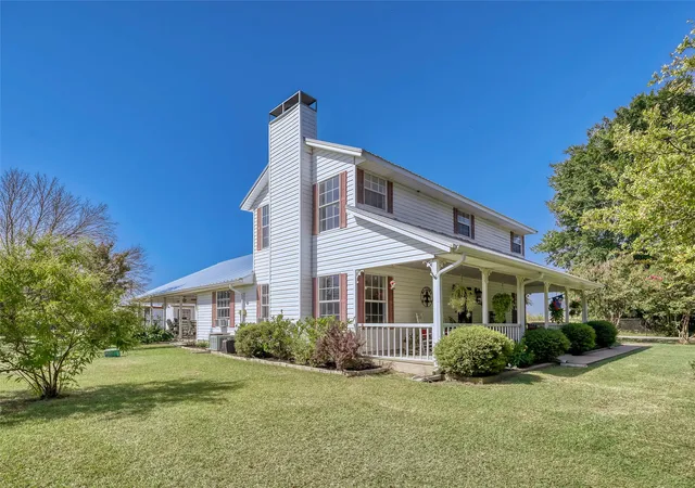 2nd image of 626 Epps Rd, Palmer, TX 75152 | MLS# 21325132