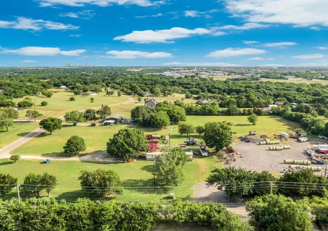 Photo 2 of Land for sale at 2040 Highridge Ln, Midlothian, TX 76065 | MLS# 21332963 | Listing updated on 2026-08-22