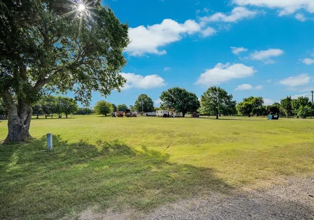 Photo 3 of Land for sale at 2040 Highridge Ln, Midlothian, TX 76065 | MLS# 21332963 | Listing updated on 2026-08-22