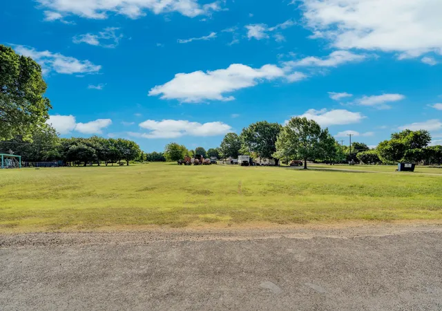 Photo 3 of Land for sale at 2040 Highridge Ln, Midlothian, TX 76065 | MLS# 21332963 | Listing updated on 2026-08-22